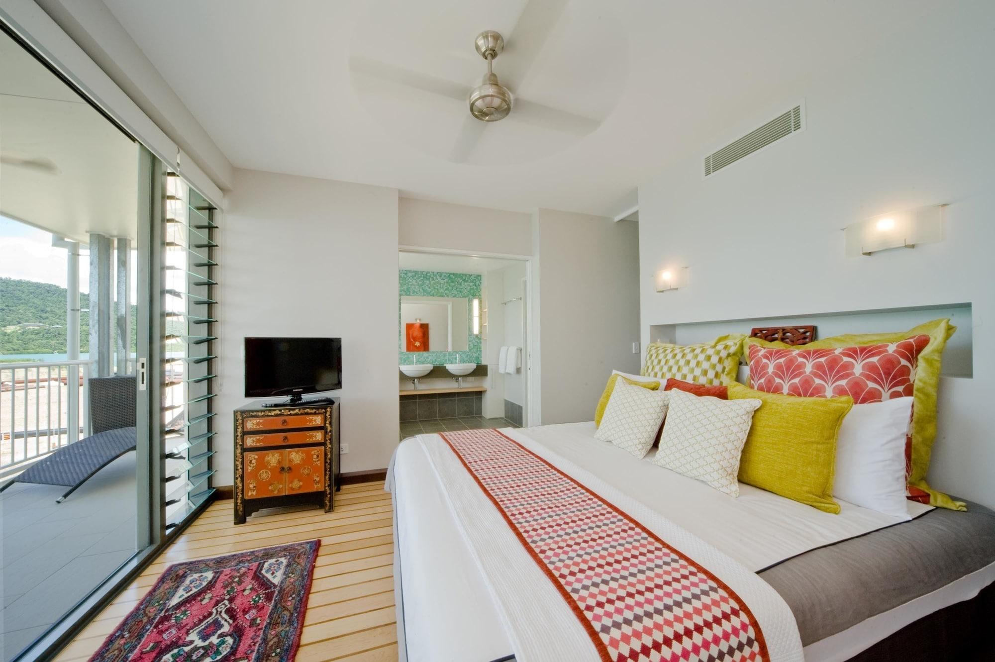 The Boathouse Apartments Airlie Beach Habitación foto